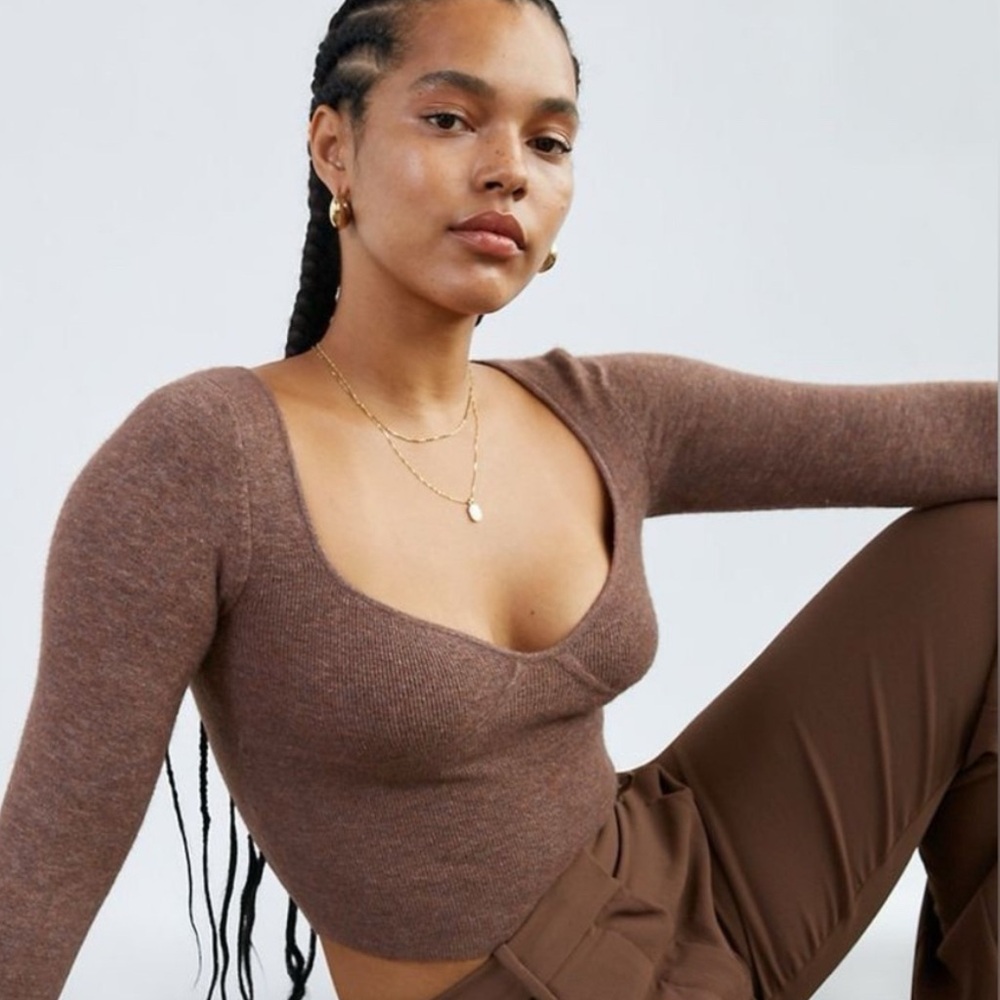Aritzia Wilfred Brown Scoop Neck Long Sleeve Knit Top